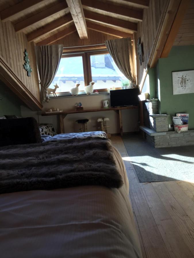 Bed and Breakfast Lthorses & Dreams La Thuile Esterno foto